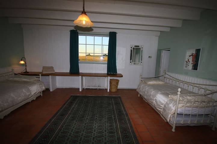 Location de vacances pour 13 personnes, avec terrasse et jardin dans Baignes - 3