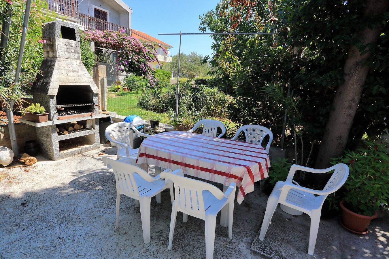 Entire apartment, Two bedroom apartment with air-conditioning Bibinje, Zadar A-6160-e in Bibinje, Zadar