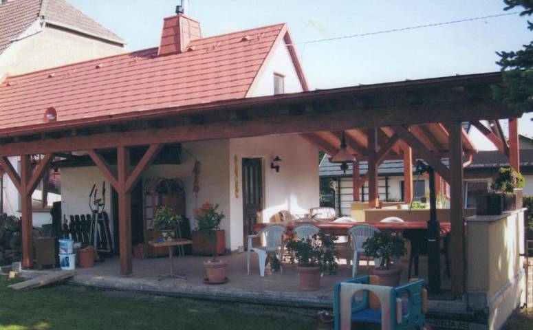 Ferienwohnung, mit Terrasse und Garten