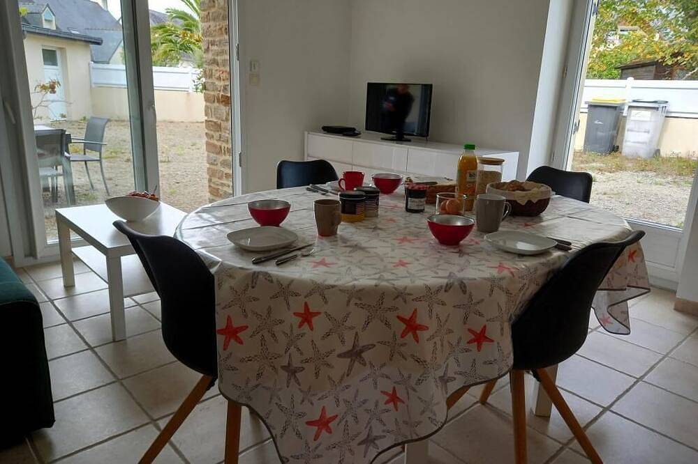 Encantadora braguita bretona en el corazón de Beg Meil in Fouesnant, Côte de Cornouaille