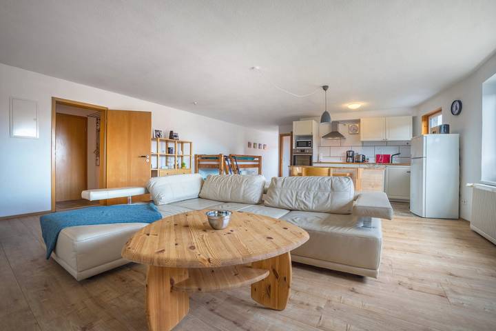 Ganze Wohnung, Ferienwohnung 'Knopf' mit Balkon und Wlan in Hardegsen, Landkreis Northeim