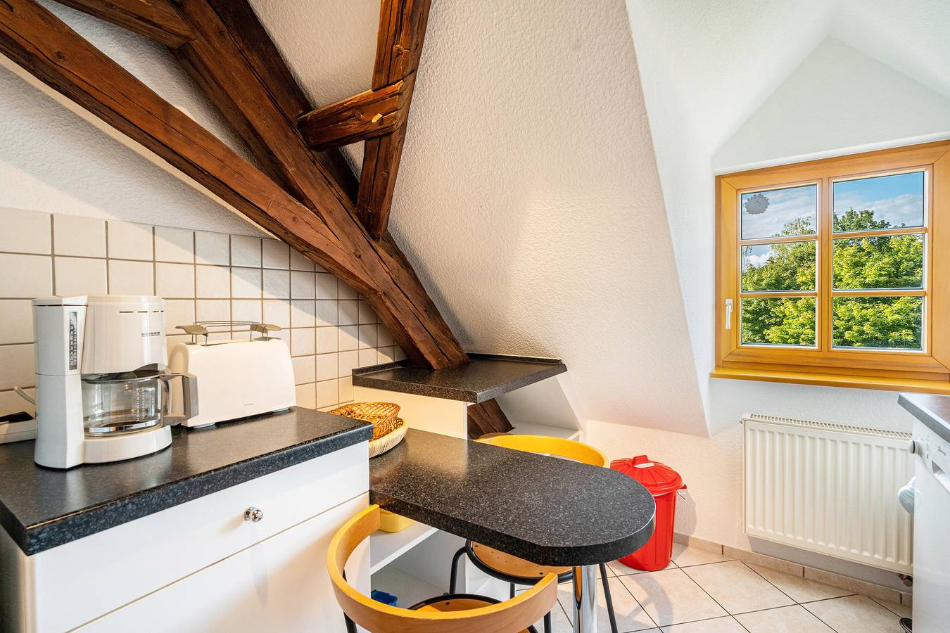 Apartamento entero, Apartamento 'Gutshof Lesch - Ferienwohnung 1' con jardín privado y Wi-Fi in Euba, Chemnitz