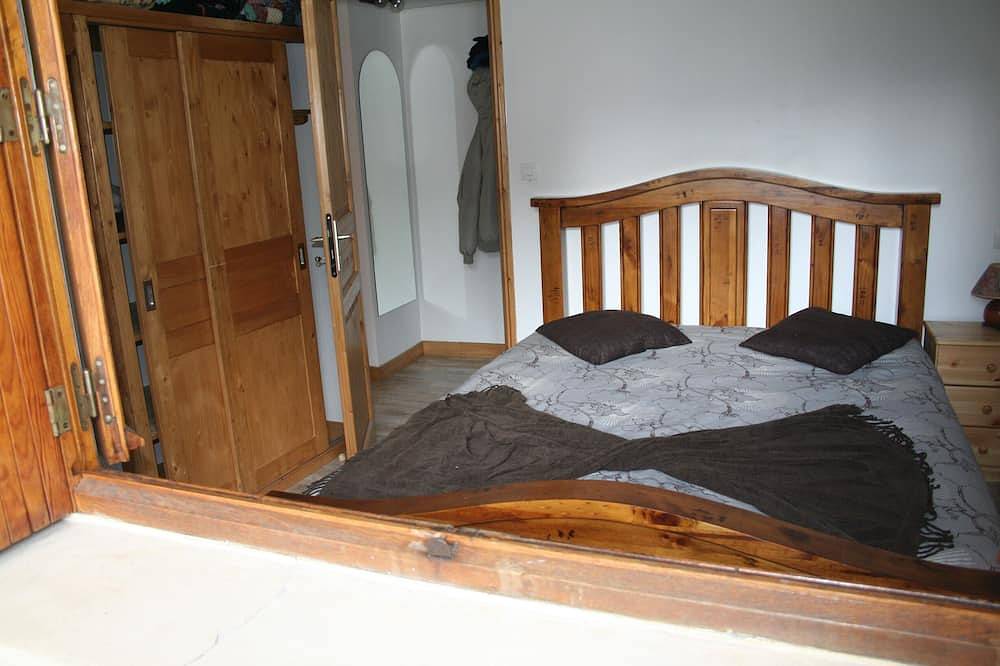 Appartement entier, T2 40M2 classé 2** proche de la télécabine, idéal pour une cure thermale in Brides-les-Bains, Massif de la Vanoise