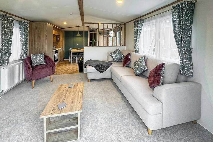 Glamping for 6 people in Cheshire