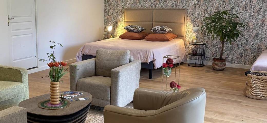 Location de vacances pour 4 personnes, avec jardin et piscine dans Lacourt-Saint-Pierre - 2