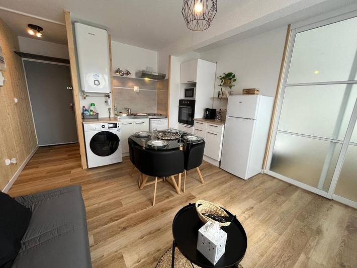 Gîte pour 4 personnes dans Office De Tourisme De Courseulles Sur Mer - 2