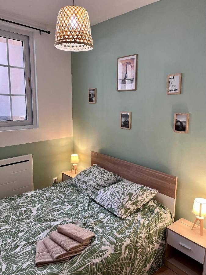 Appartement entier, « Le City » proche aéroport Cdg, Parc Astérix, Disney, in Dammartin-en-Goële, Seine-et-Marne