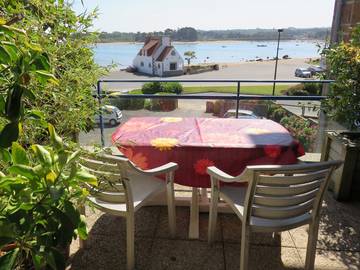 Gîte pour 2 personnes, avec terrasse dans Office De Tourisme De Tregastel