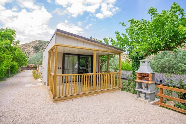 Camping pour 2 personnes, avec Terrasse et Jardin à Nonaspe