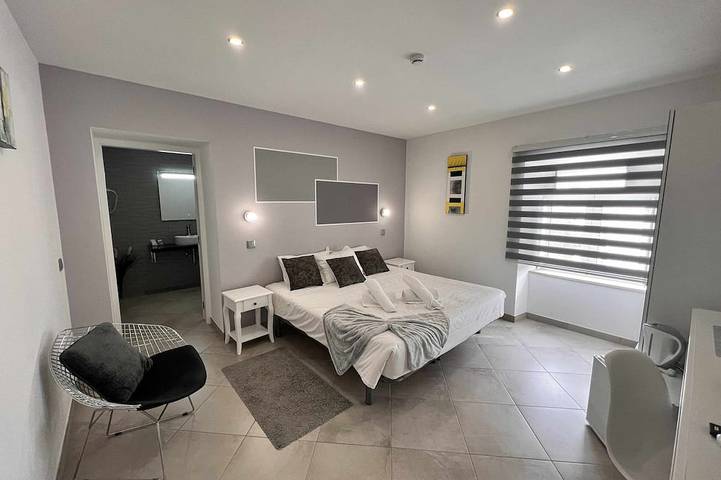 Hôtel pour 2 personnes, avec sauna et jardin ainsi que jacuzzi et piscine