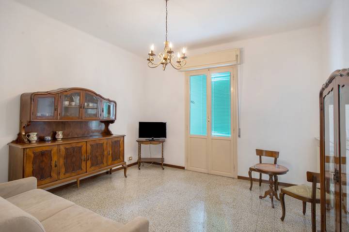 Ferienwohnung für 6 Personen, mit Balkon in San Remo