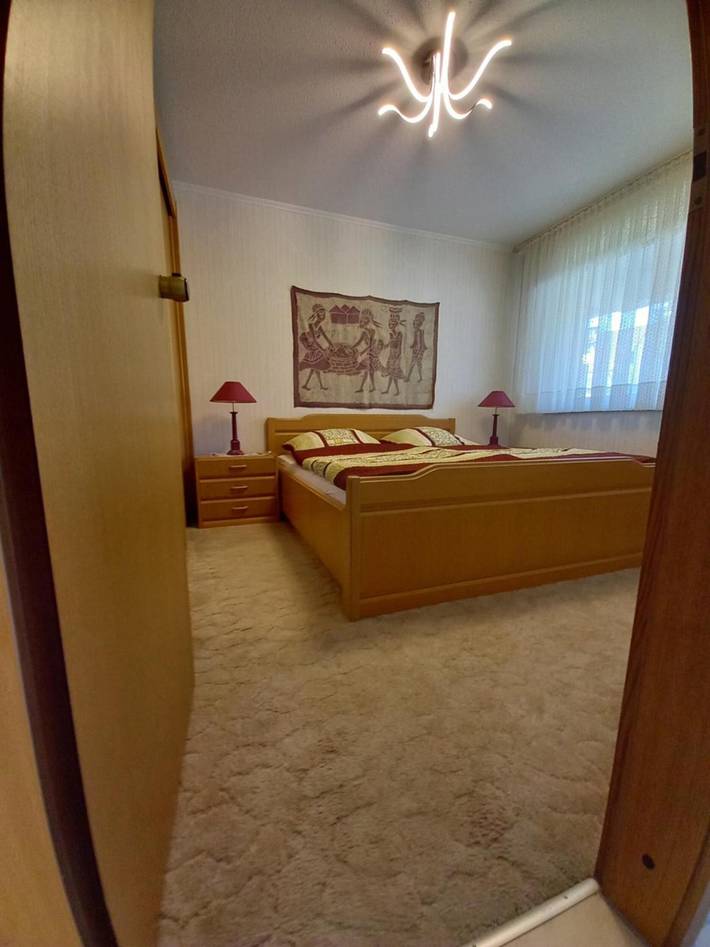 Ganze Wohnung, „Seeappartement Sorpeglück“ mit Panoramaseeblick, Balkon und Swimming-Pool in Langscheid (Sorpesee), Sundern
