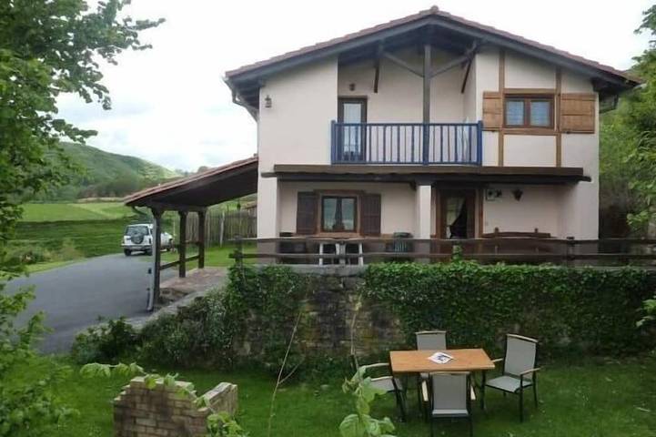 Gîte pour 6 personnes, avec balcon et jardin, animaux acceptés - 1