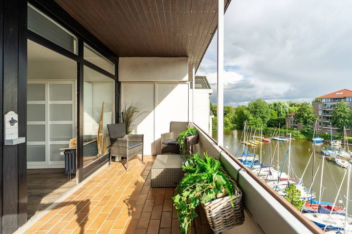 Vakantiewoning voor 3 personen, met Balkon en Uitzicht op het meer in Bad Zwischenahn
