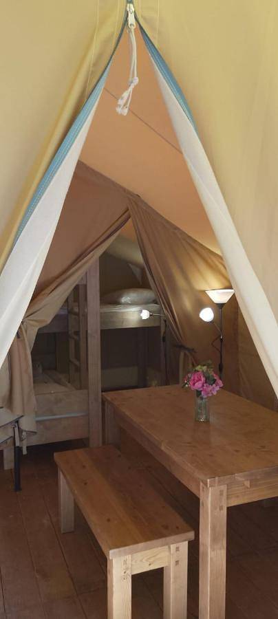 Location de vacances pour 5 personnes, avec bassin pour enfant ainsi que terrasse et piscine à Colombiers - 3