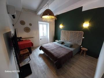 Gîte pour 2 personnes, avec vue à Bollène