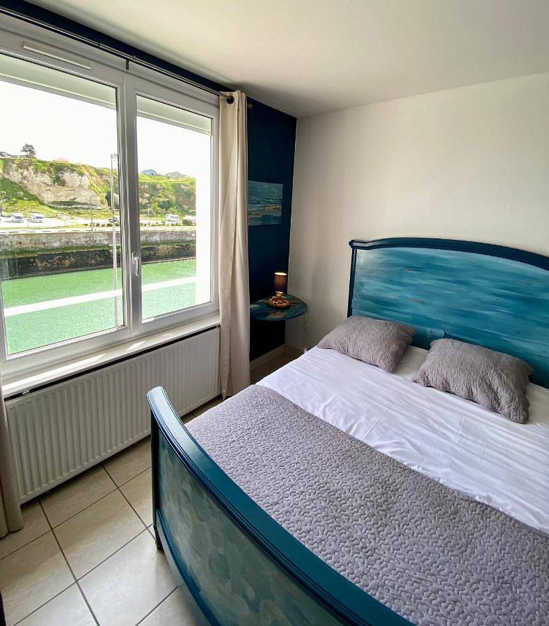 Geheel appartement, L’Escapade de Michel - Vue Mer - Élégant in Plage Dieppe, Dieppe