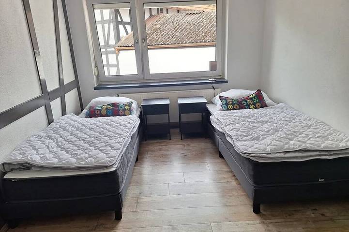 Schloss für 6 Personen im Weserbergland - 2