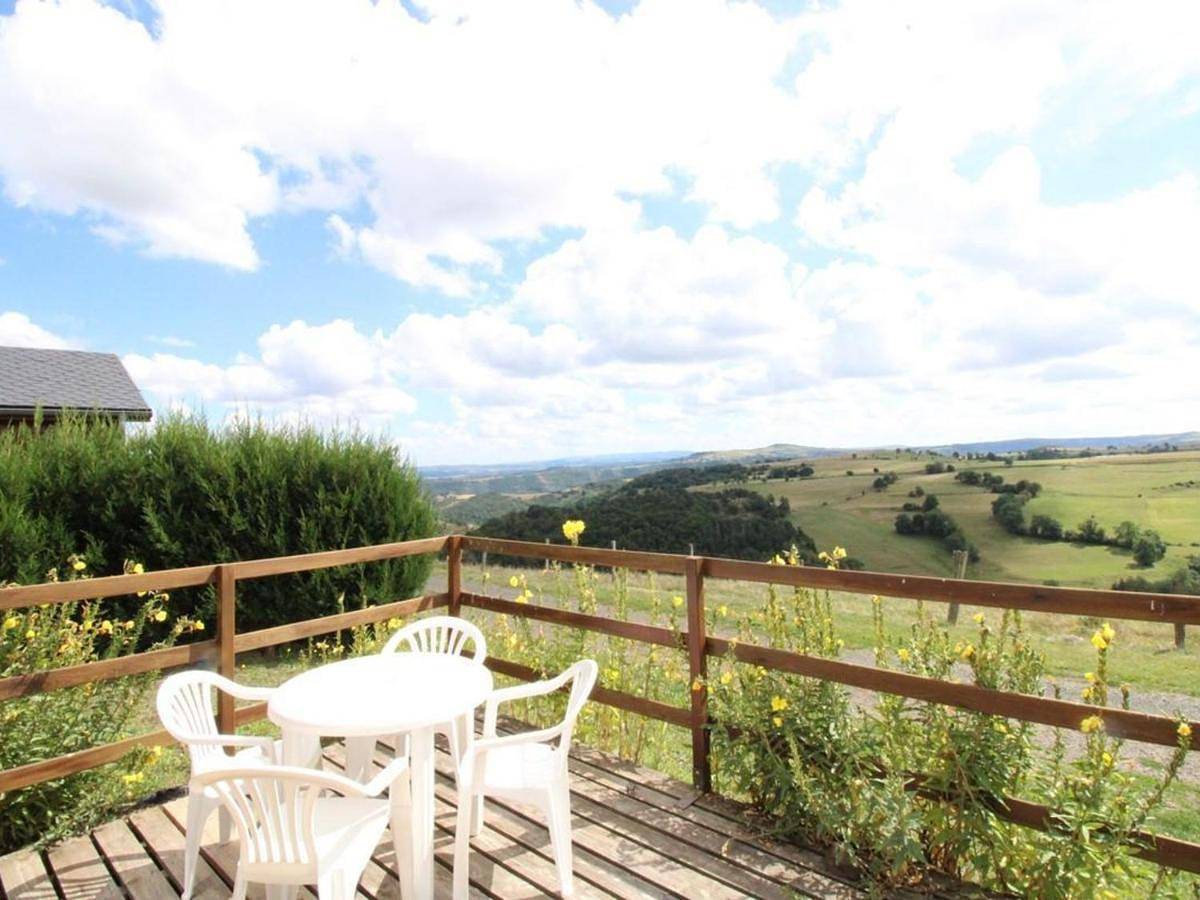 Holiday Home in Peyrusse (homonymie), Parc naturel régional des Volcans d'Auvergne