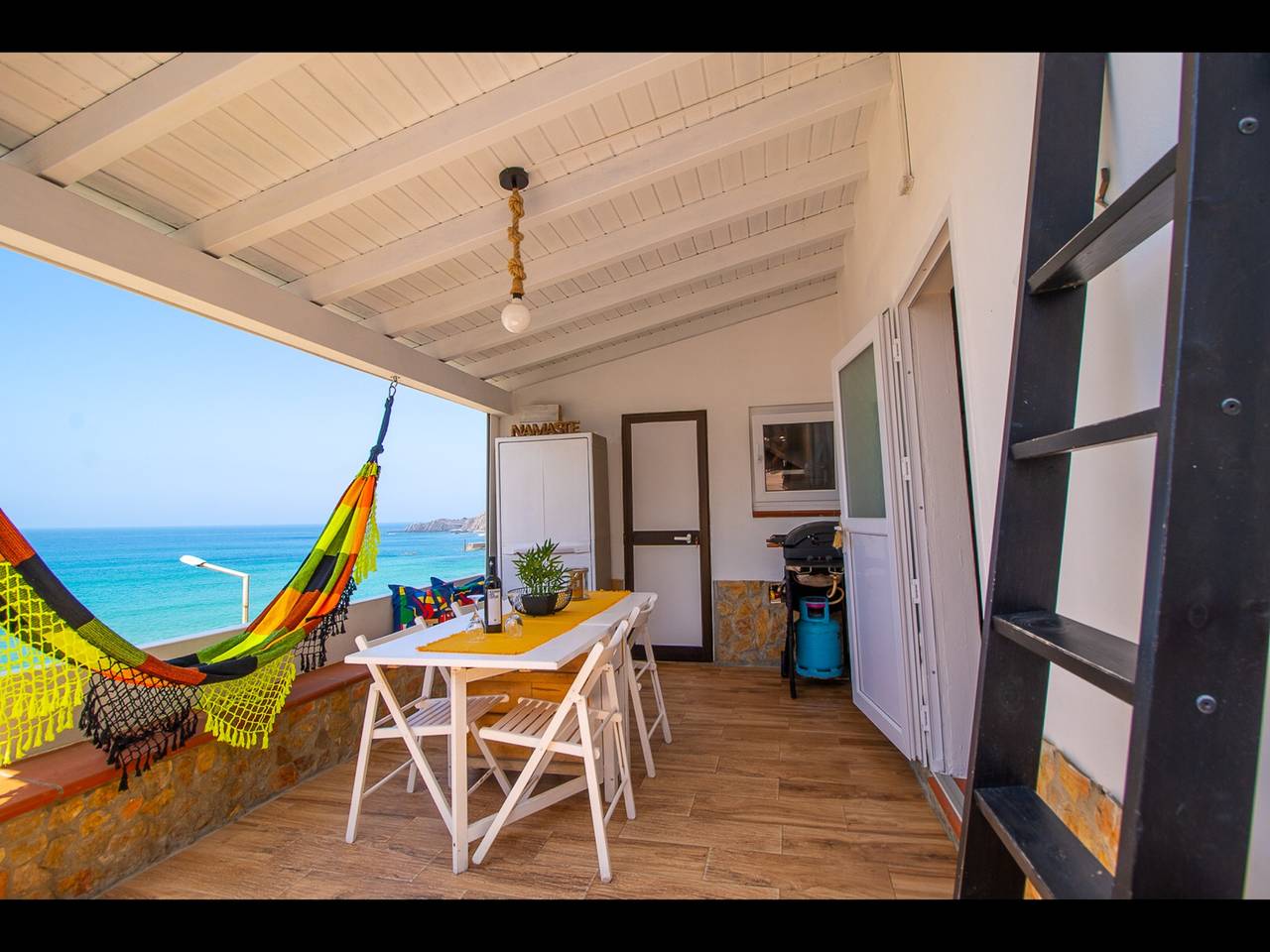 Wachen Sie mit Meerblick in diesem charmanten Haus in Aljezur auf in Arrifana, Aljezur