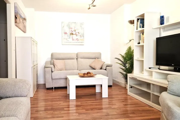 Holiday apartment for 6 people, with balcony - 1