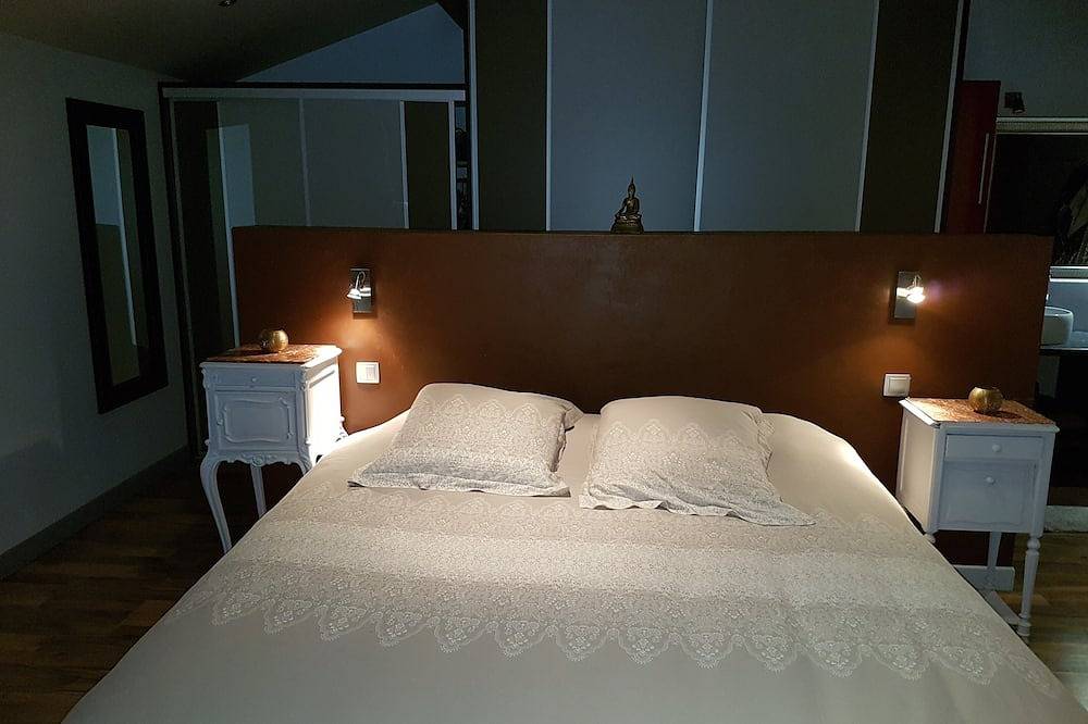 Maison 10 personnes avec piscine chauffée située entre mer et montagne in Arcangues, Région de Bayonne