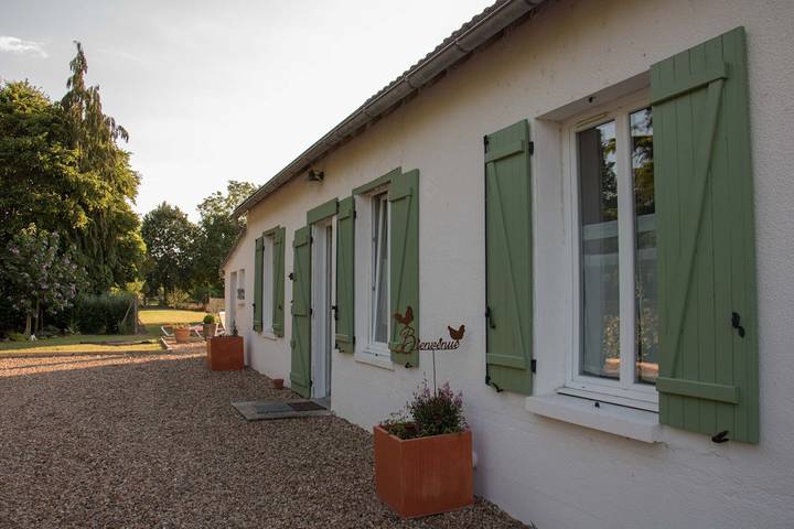 Gîte pour 4 personnes, avec terrasse et jardin, animaux acceptés