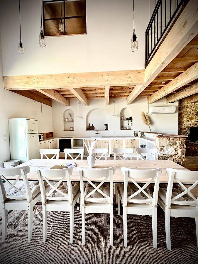 Maison de vacances pour 11 personnes, avec Terrasse et Jacuzzi ainsi que Jardin et Bassin pour enfant