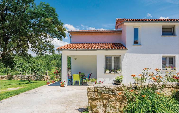 Ferienwohnung für 4 Personen, mit Ausblick und Terrasse in Sveti Petar u Šumi - 2