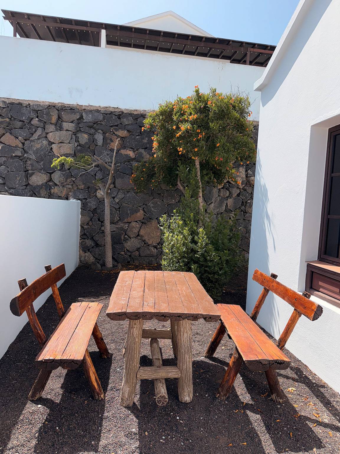 Vacation Home 'Timanfaya' with Sea View, Private Pool and Wi-Fi in Tías, Lanzarote