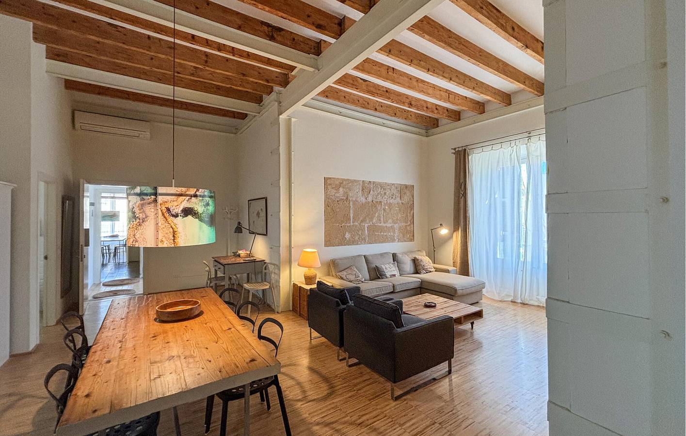 Charming 155m² Apartment with Wi-Fi, AC, Kitchen & 2.5 km to Na Ferradura Beach in Capdepera, East Majorca