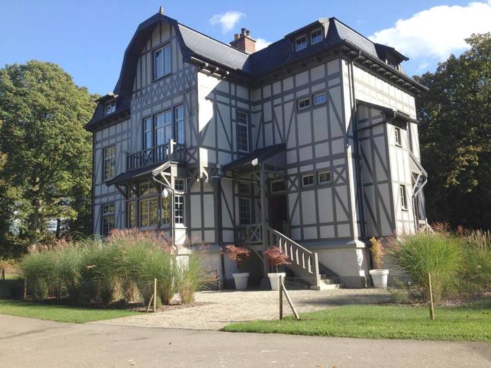 Chambre d’hôte pour 3 personnes, avec jardin ainsi que terrasse et vue dans Sains-en-Amiénois
