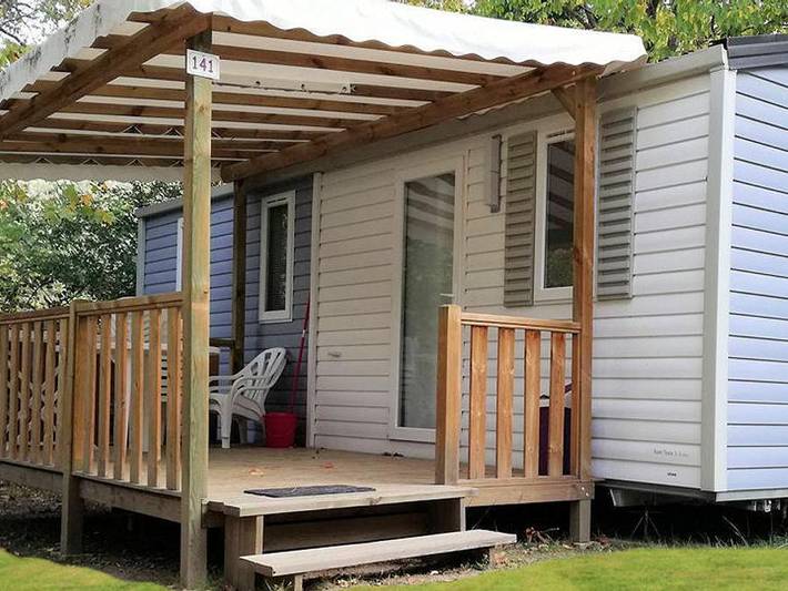 Camping pour 8 personnes, avec Bassin pour enfant dans Les Pyrénées