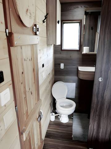 Hausboot für 2 Personen in Brissac-Loire-Aubance, Pays de la Loire, Bild 3