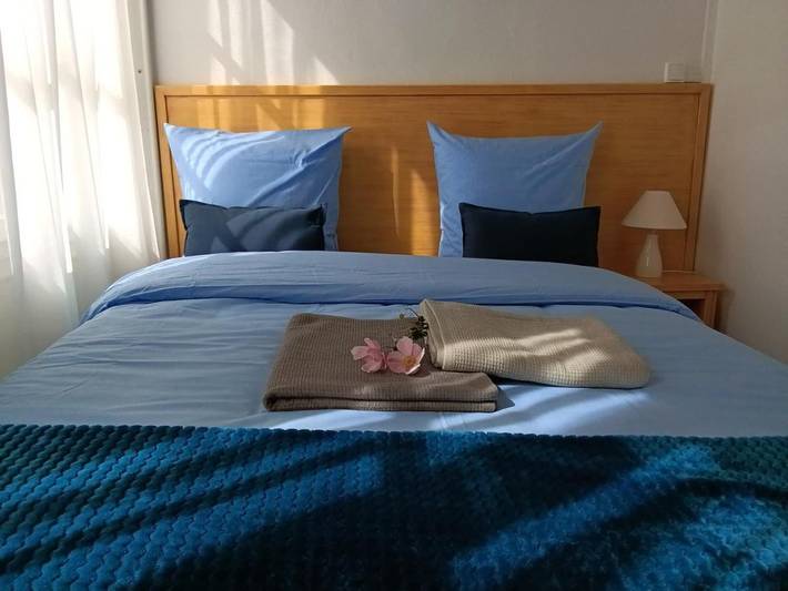 Gîte pour 2 personnes, avec vue et terrasse à Sézanne - 2