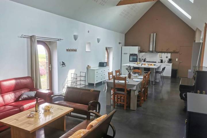 Location de vacances pour 9 personnes, avec jardin à Guimaëc - 3