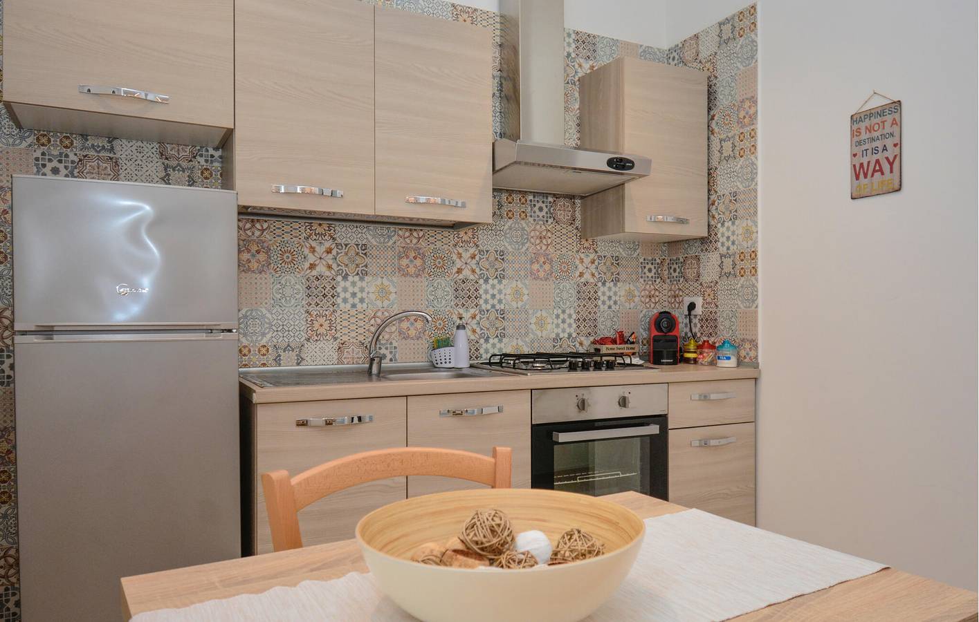 Ganze Ferienwohnung, Gemütliches Wifi-Apartment in der Nähe einer Pizzeria - Parkplatz, AC, TV in Comiso, Ragusa Provinz