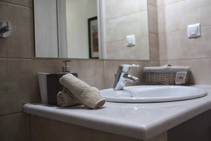 Gîte pour 4 personnes, avec Balcon dans Spetses - 4