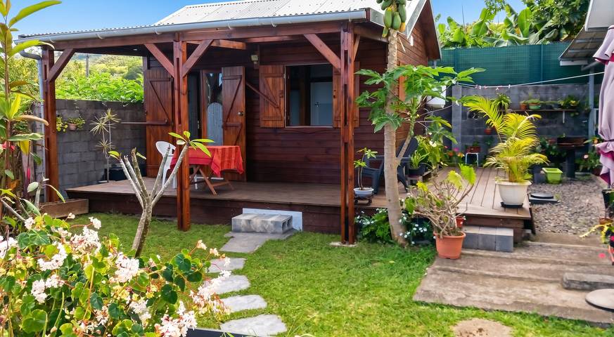 Gemütlicher Bungalow mit privatem Pool in Saint-Paul in Saint-Paul, La Réunion
