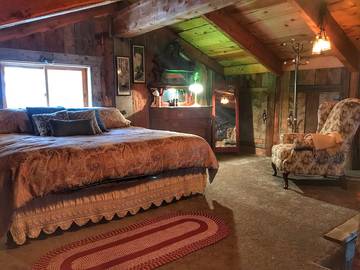 Chalet for 6 Guests in Custer Gallatin National Forest, Montana, Picture 1