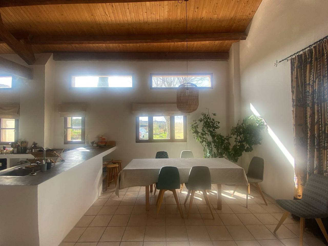 Maisonnette au milieu des vignes, en Drôme provençale in Tulette, Région de nyons