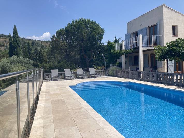 Gîte pour 6 personnes, avec piscine