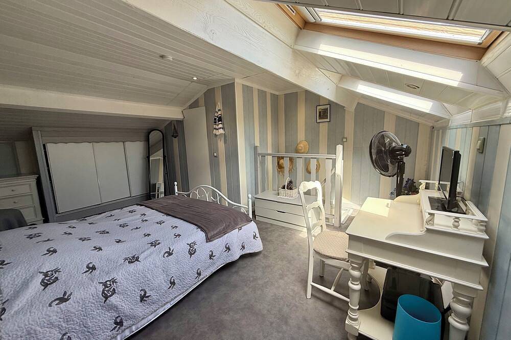 Ganze Wohnung, Le Lavandin: Air conditioning, parking and terrace with view in Montélimar, Nyons und Umgebung