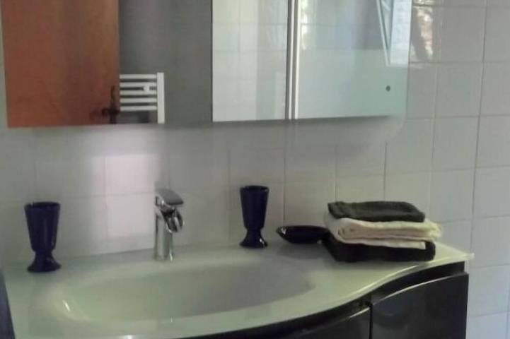 Gîte pour 4 personnes, avec jardin ainsi que piscine et terrasse à Althen-des-Paluds - 3