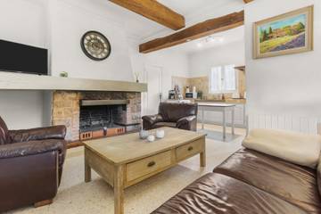 Maison De Vacances pour 8 Personnes dans Peyroules, Région Castellane, Photo 2