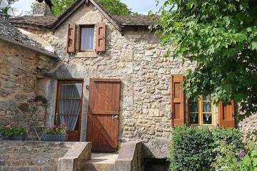 Gîte pour 5 personnes, avec jardin à Saint-Pierre-des-Tripiers