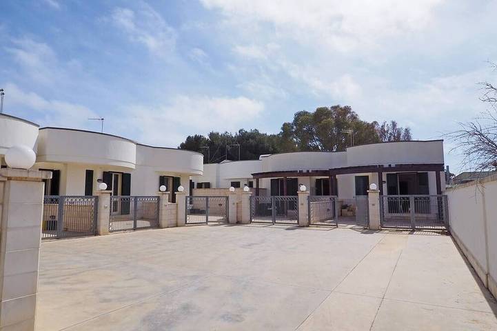 Villa per 7 persone, con giardino in Torre Suda