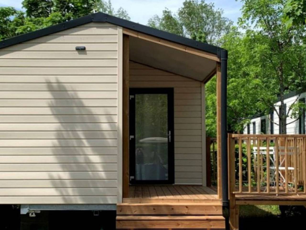 Comfortable mobile home with terrace in Challes-les-Eaux in Challes-les-Eaux, Chambéry region