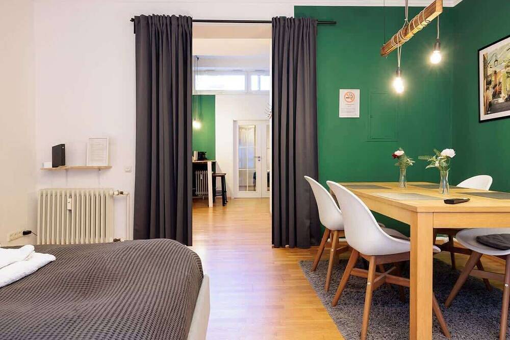 Entire apartment, Fewocation Aachen | City Apt • Near Main Station in Aachen, Rhineland