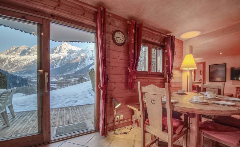 Appartement de vacances pour 8 personnes, avec piscine ainsi que jardin et terrasse, animaux acceptés - 1